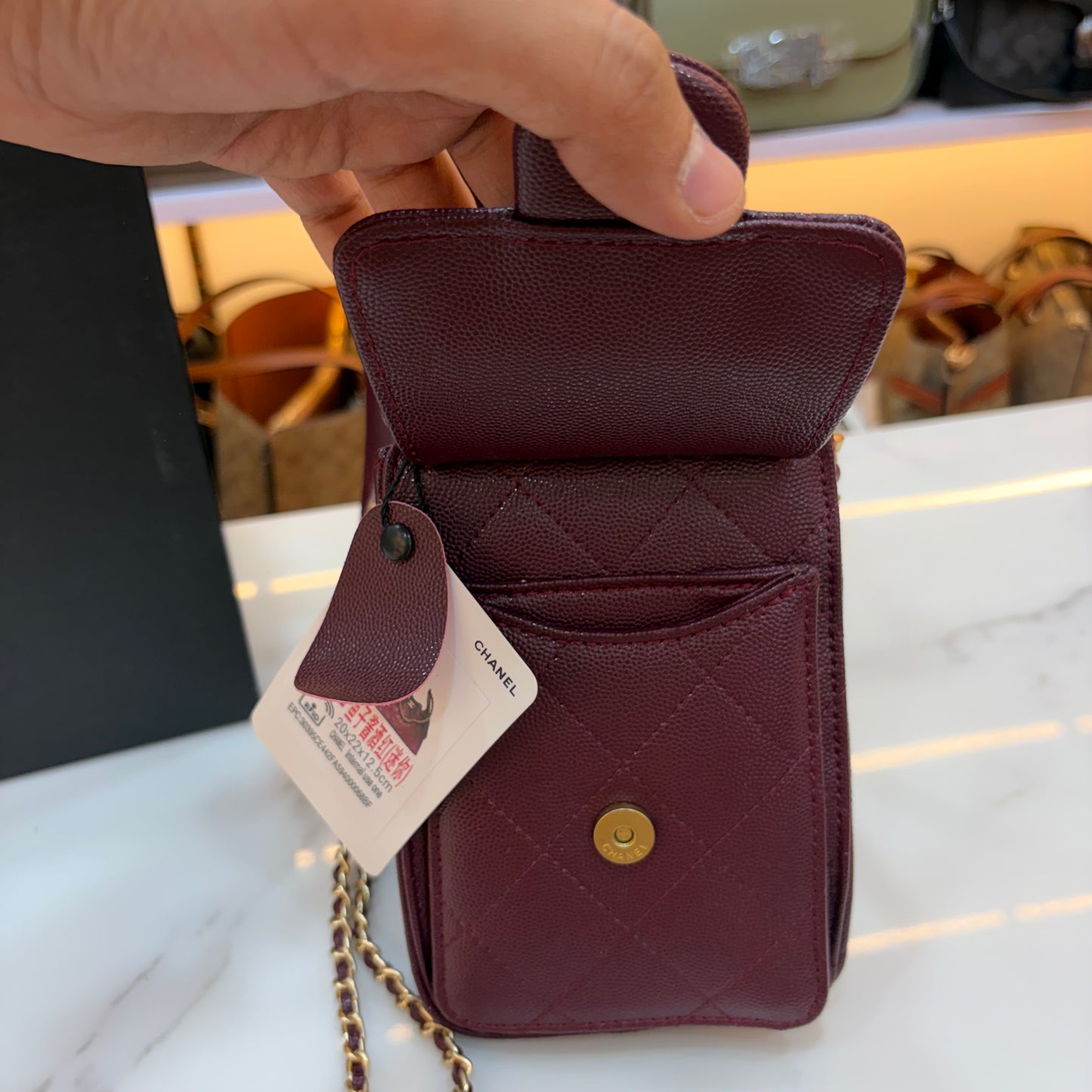 Chanel 25 Small Handbag - Wine