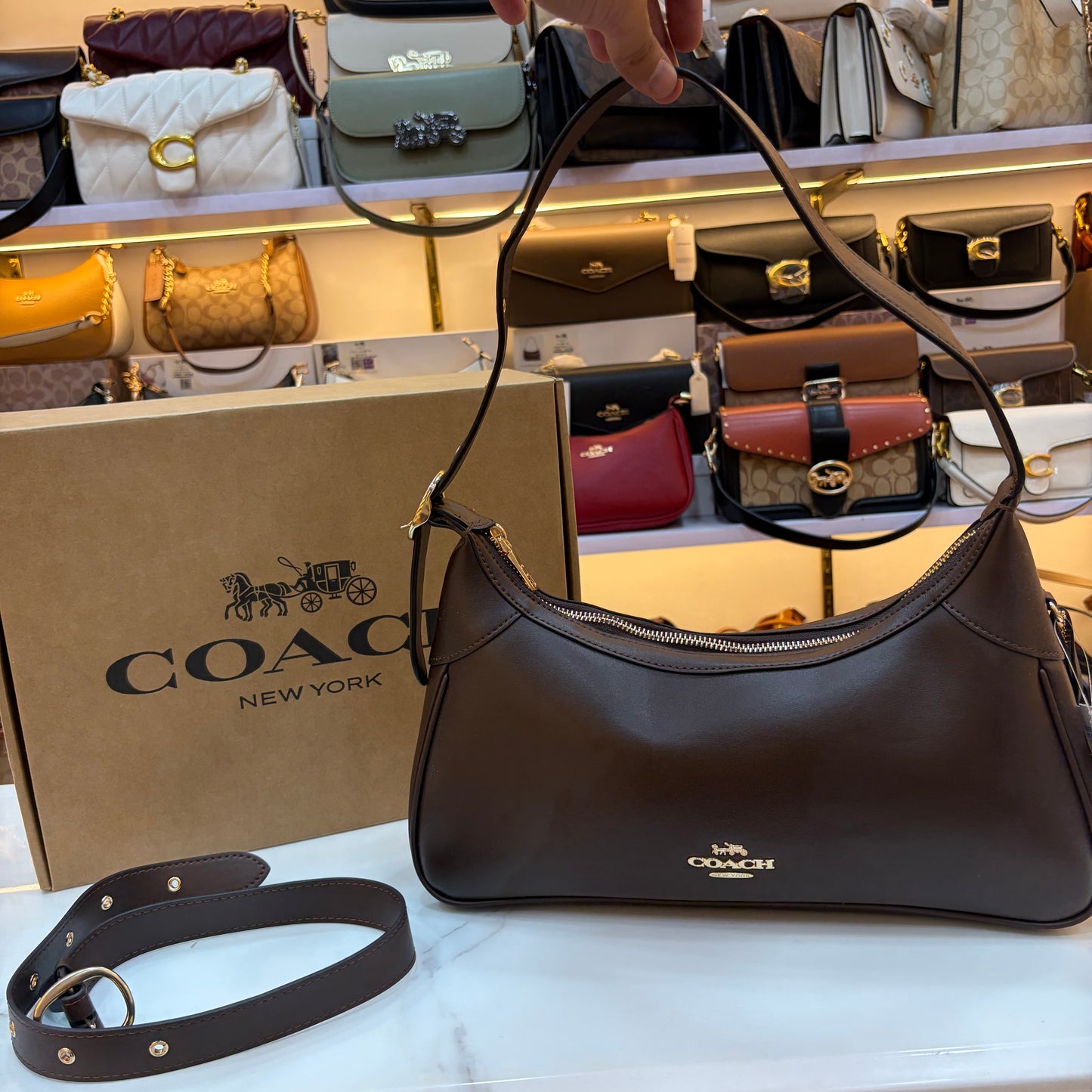 COCH ELLA Shoulder Bag - Coffee
