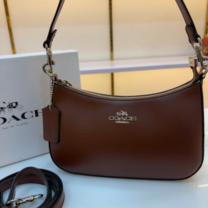 COCH TERI Sling/Shoulder Bag - Brown