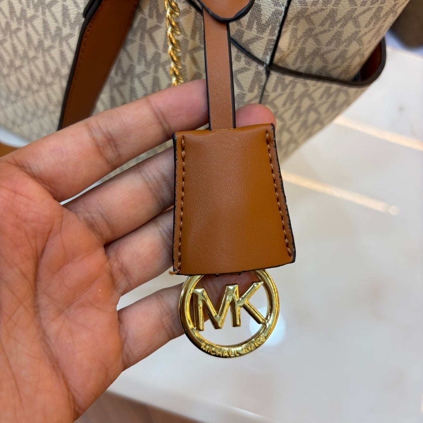 MK Jet Set Travel Tote Bag - Tan White