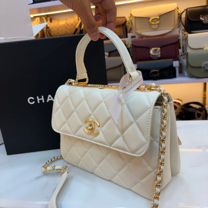 CHNL Flap Top Handle - White