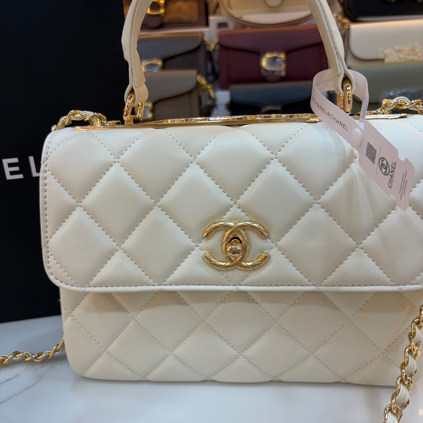 CHNL Flap Top Handle - White