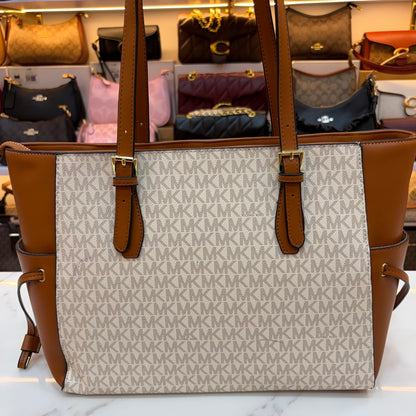MK Gilly Large Drawstring Tote - Tan White