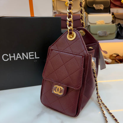 Chanel 25 Small Handbag - Wine