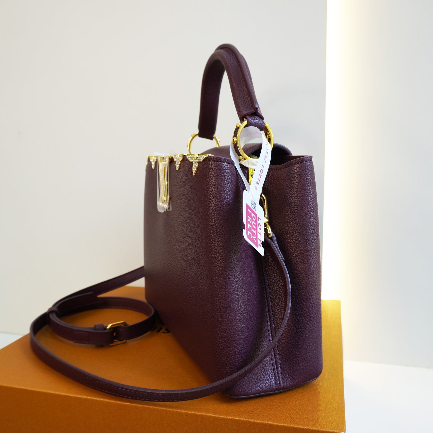 LV01 - Capcn Satchel Bag - Wine (Utra Premium Double Box)