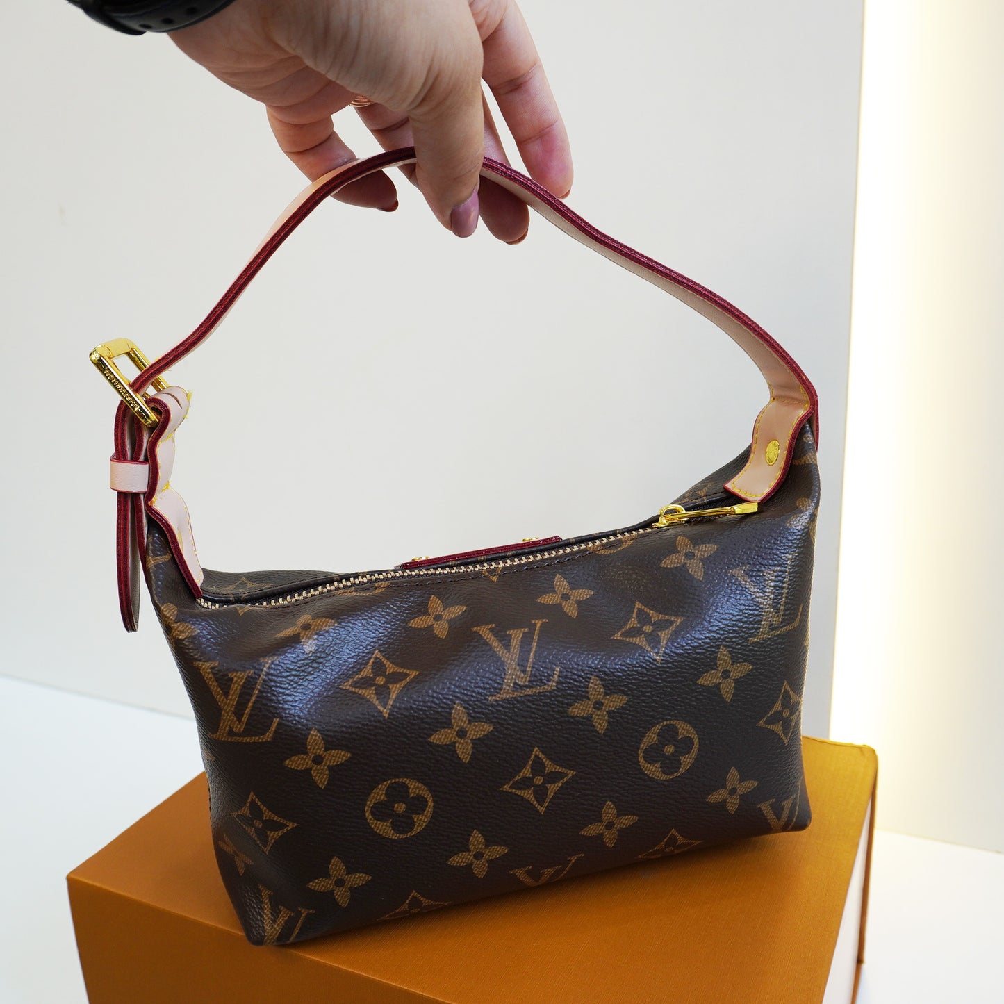 LV03  Handbag - Coffee Colour