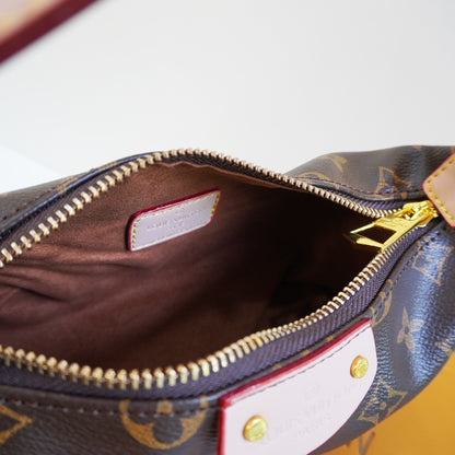 LV03  Handbag - Coffee Colour