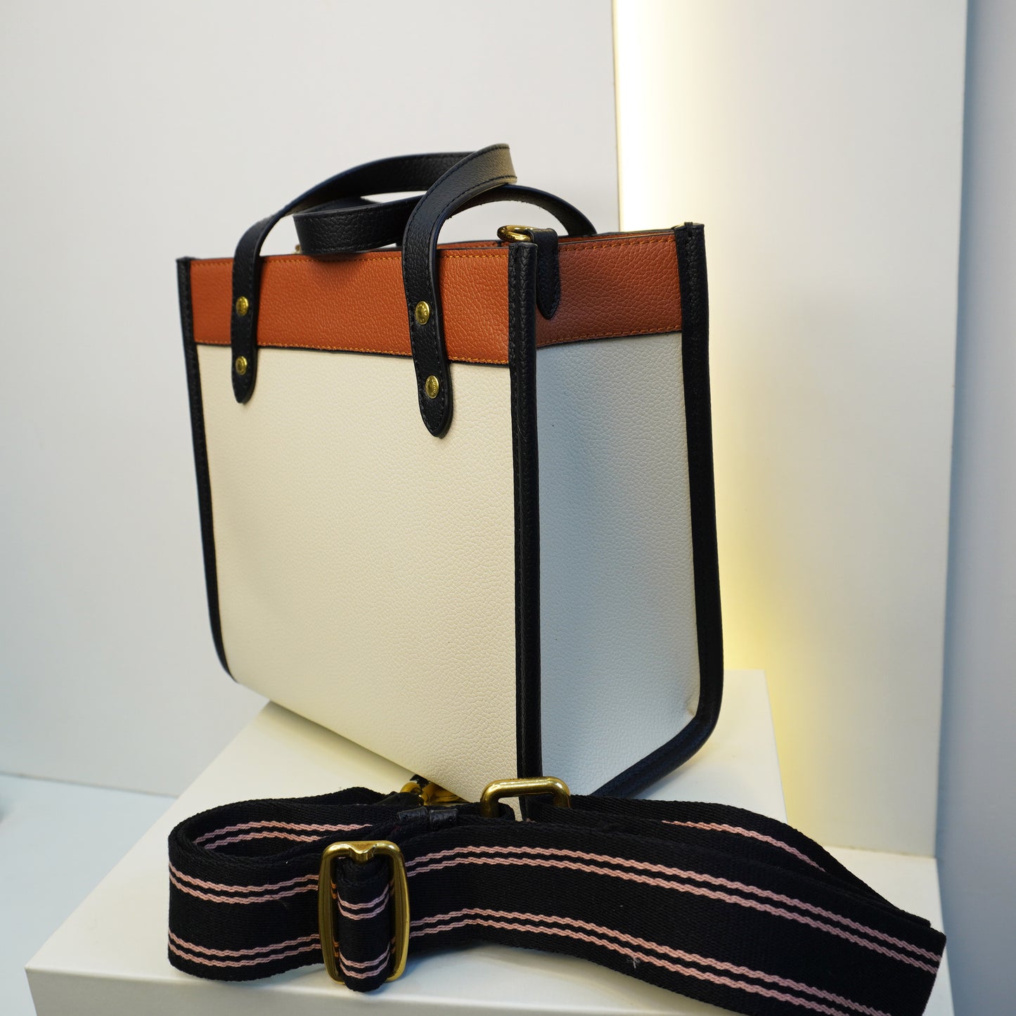 CH Leatherware Bag - Medium (Ultra Premium Double Box)