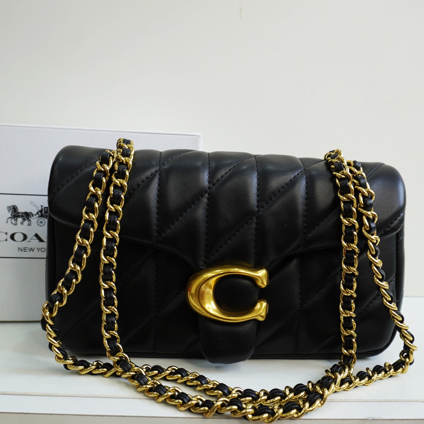 CH33 Quilted Tabby - Black