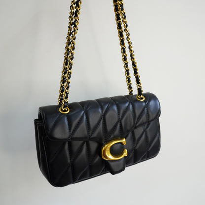 CH33 Quilted Tabby - Black
