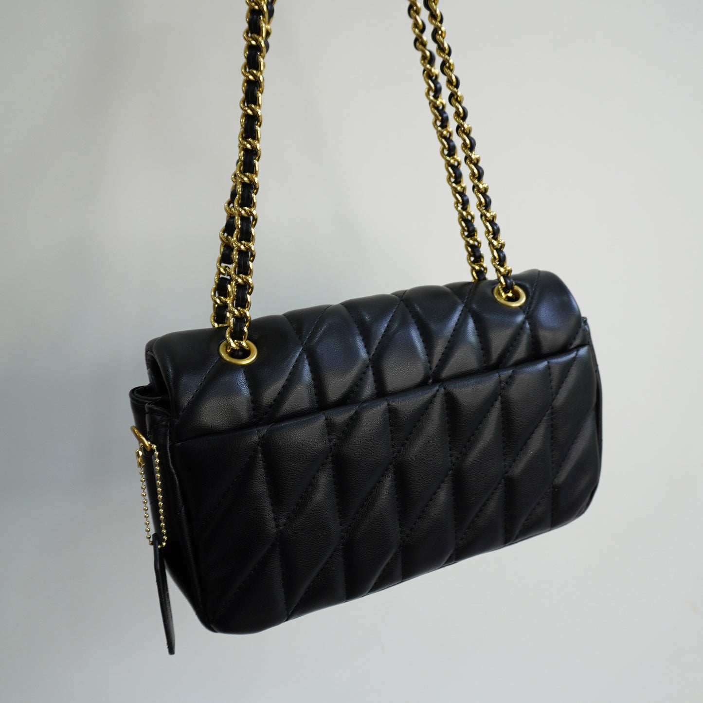 CH33 Quilted Tabby - Black