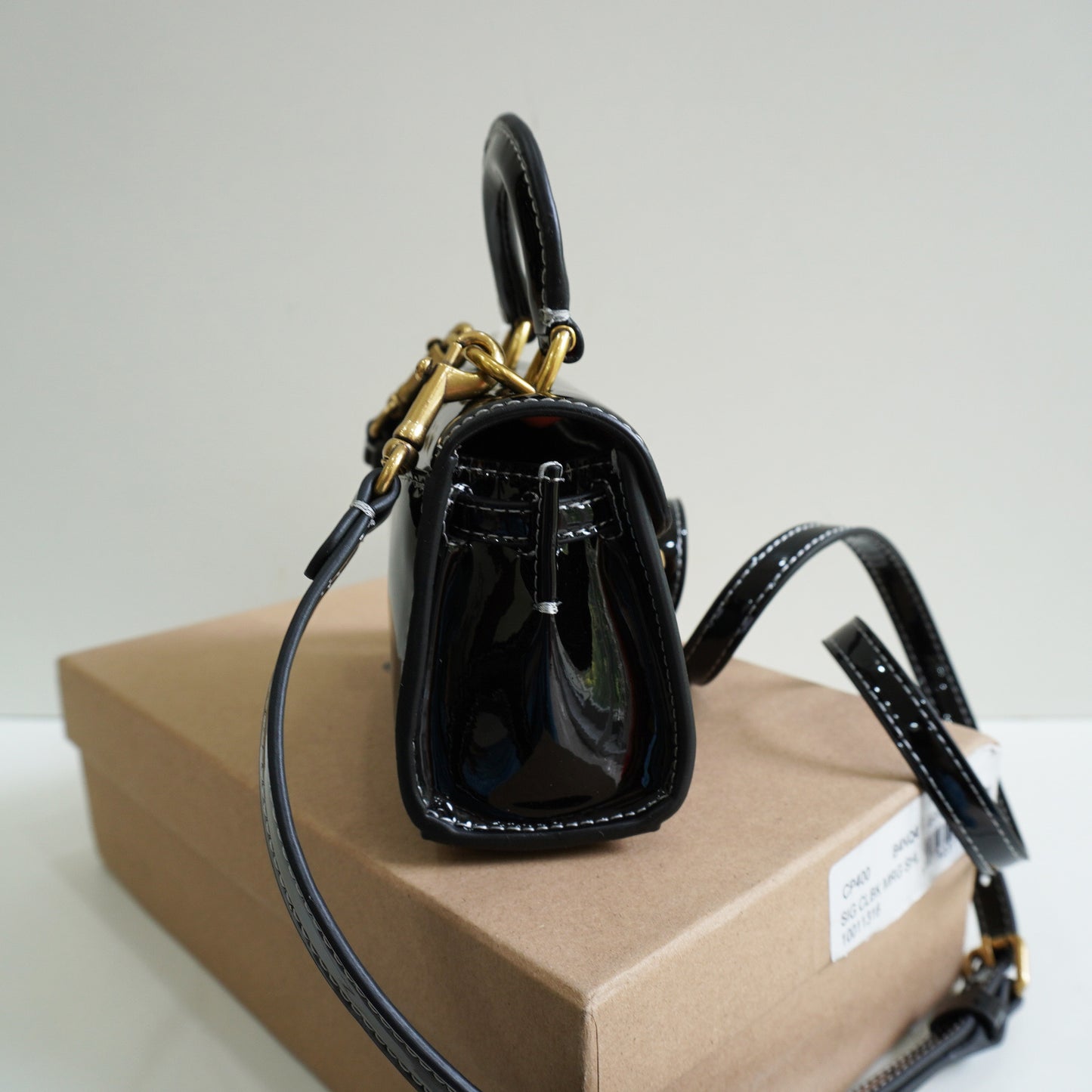 CH16 Mini Clip Sling - Glossy Black