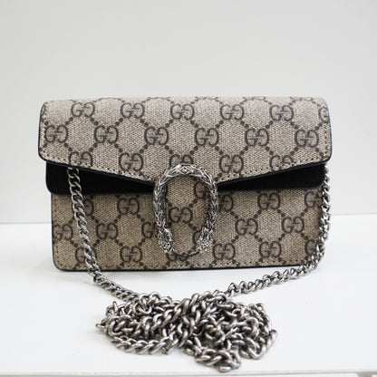 GG01 - Mini Chain Bag with Sculpted Buckle - Signature Black Colour