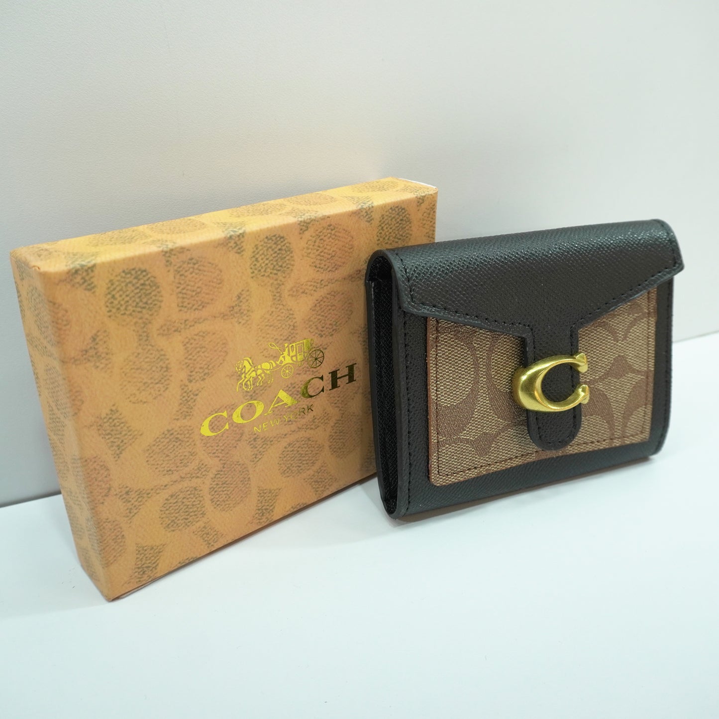 CH 191 Wallet - Black Apricot (White Box)