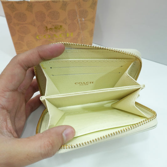 CH 191 Wallet - Light Apricot