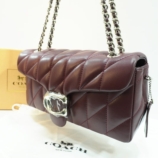 CH C Label (26)- QUILTED - Wine