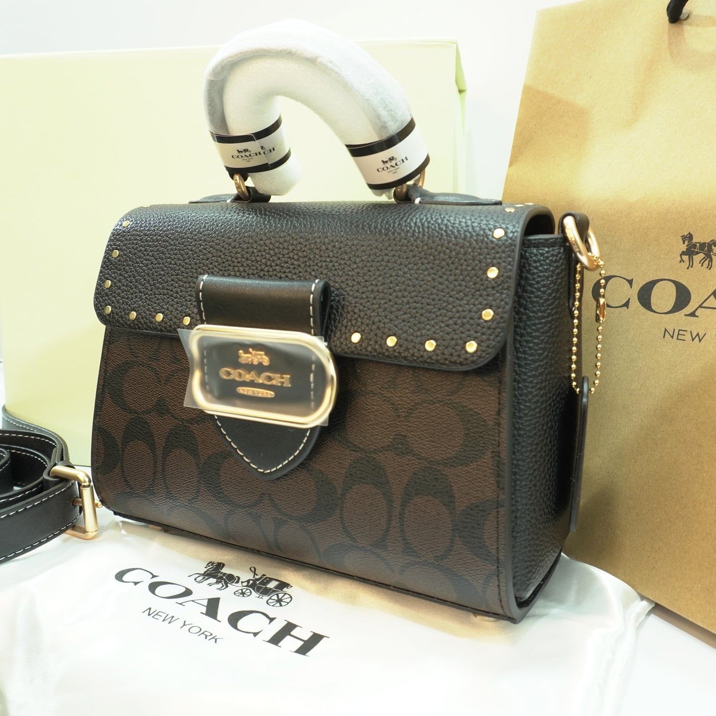 CH303 - Sling Bag - Black/Coffee Signature Print