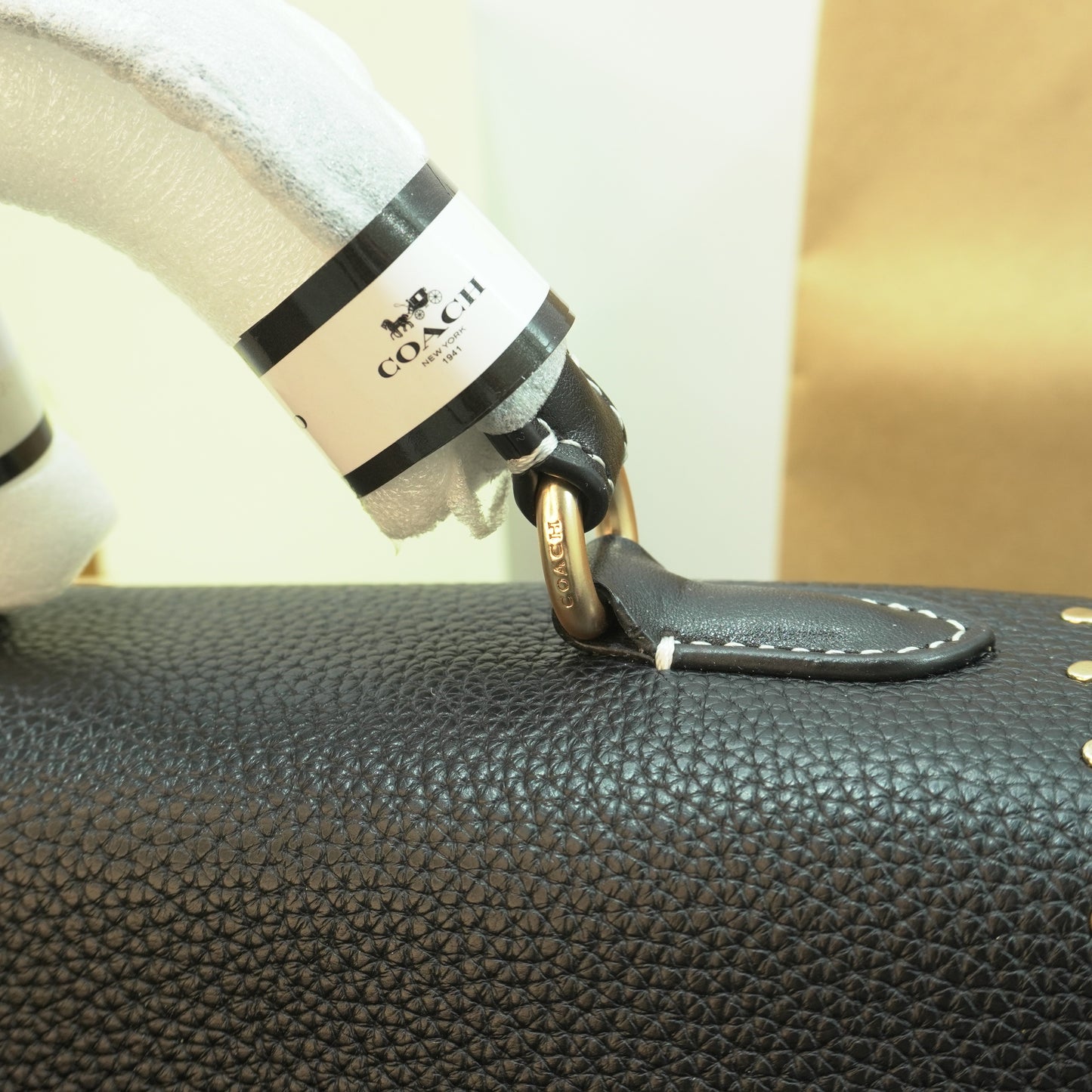 CH303 - Sling Bag - Black/Coffee Signature Print