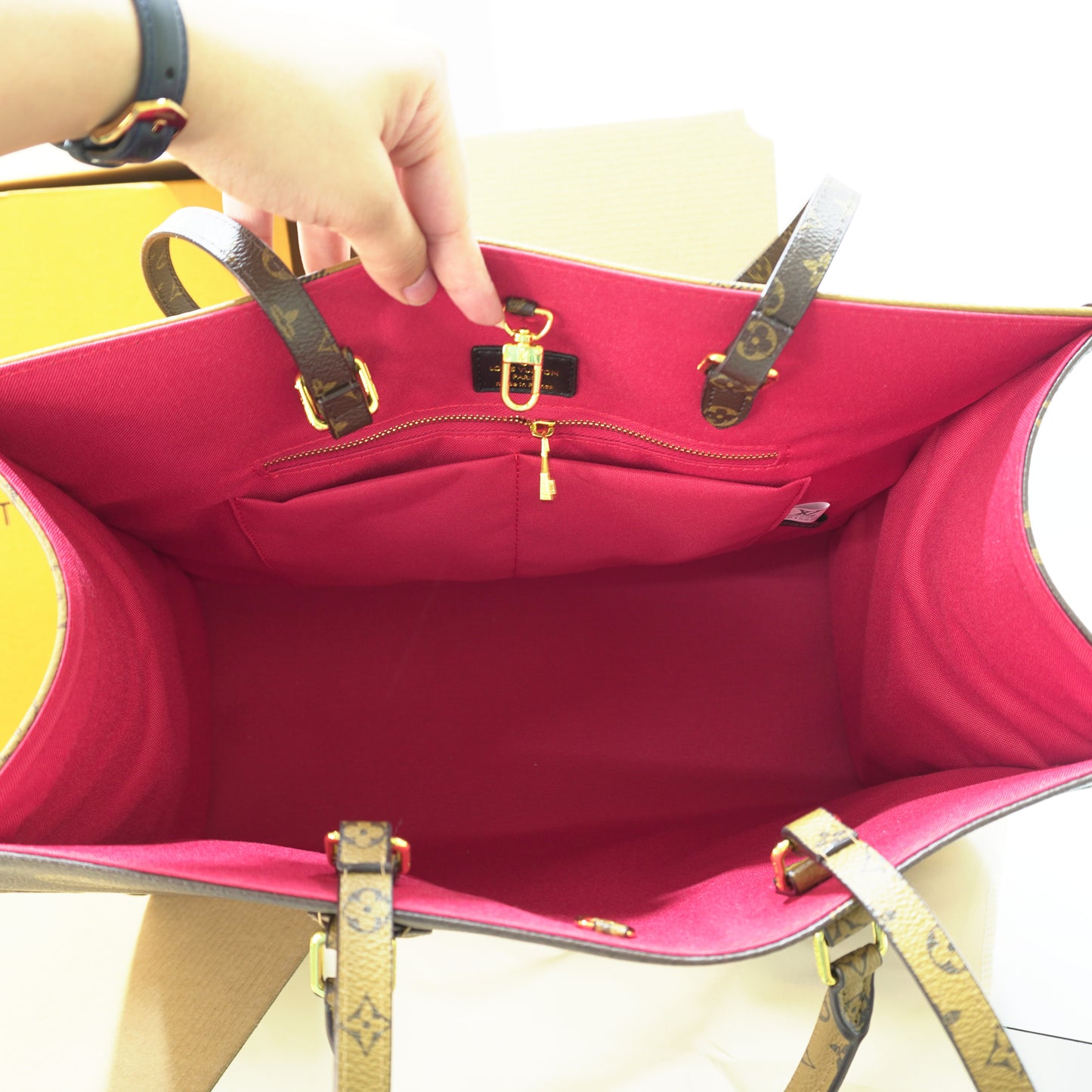 LV123 - OTG Tote - Cappucino Double Box