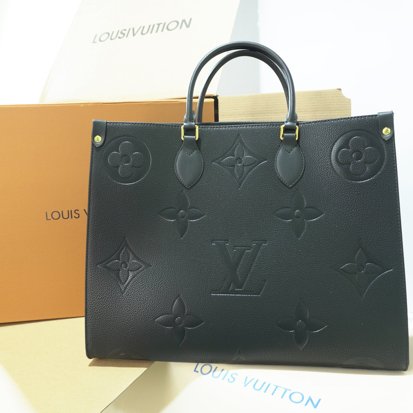 LV123 - OTG Tote - Black Double Box