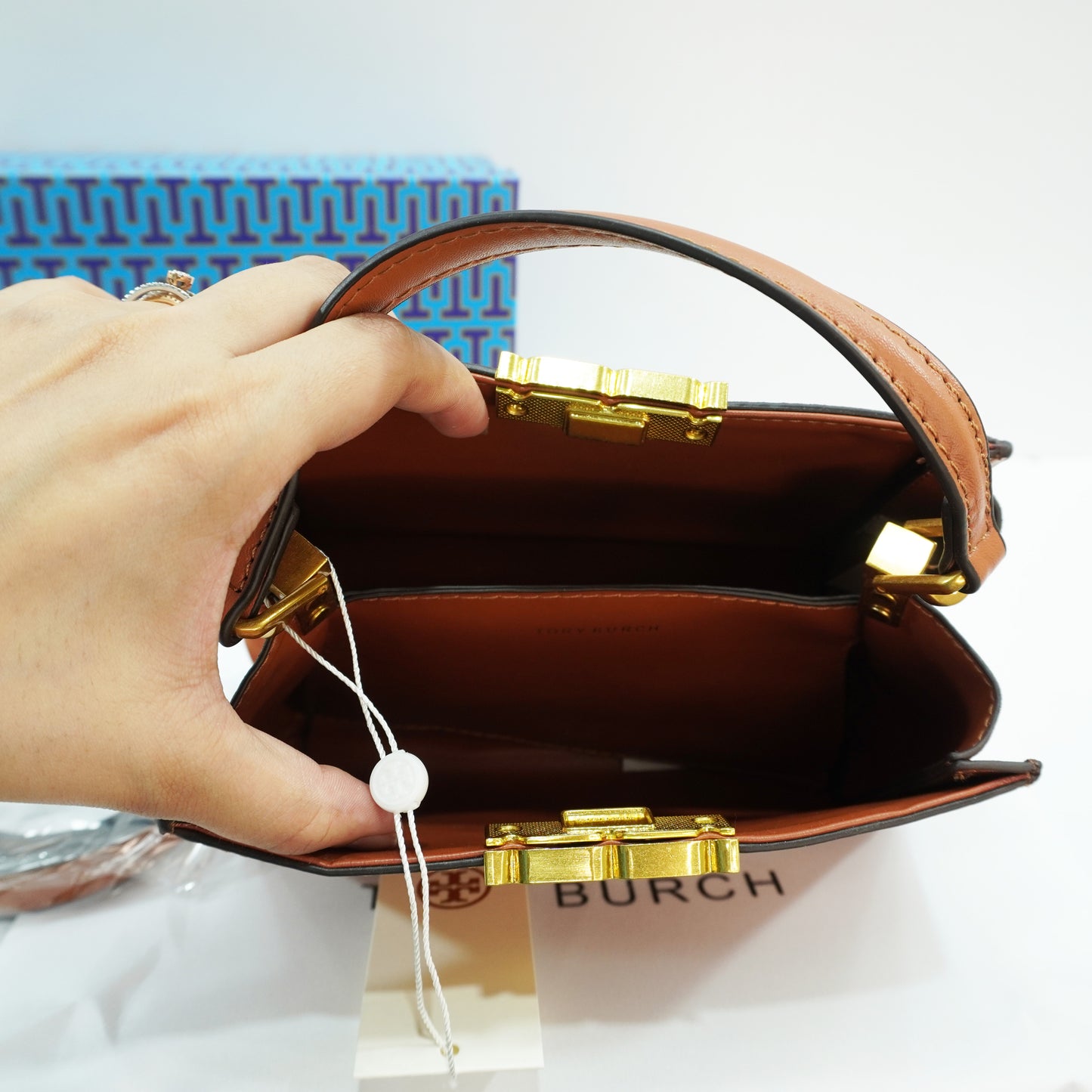 TB333 - Satchel/Sling - Tan