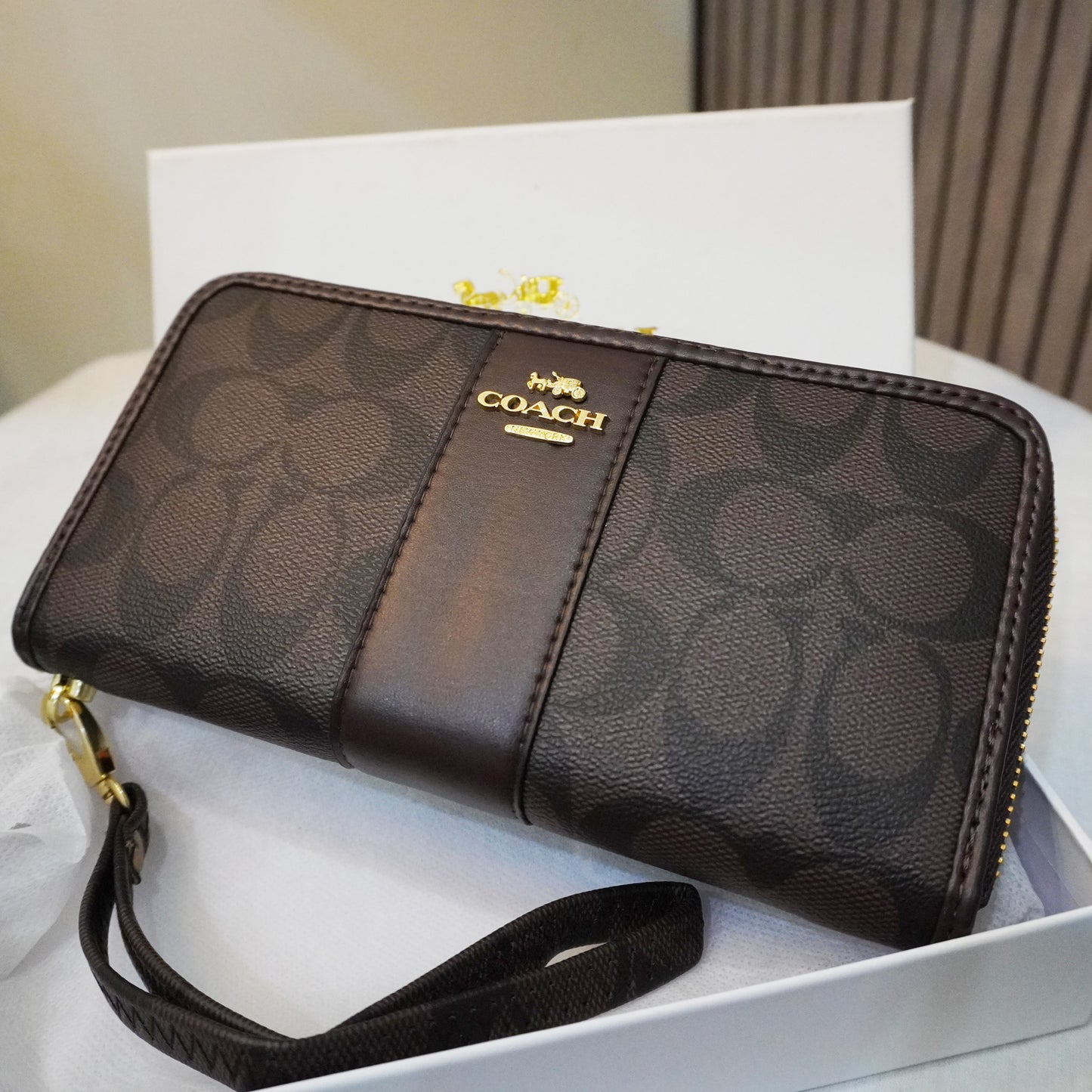 CH549 - Long Wallet - Chocolate