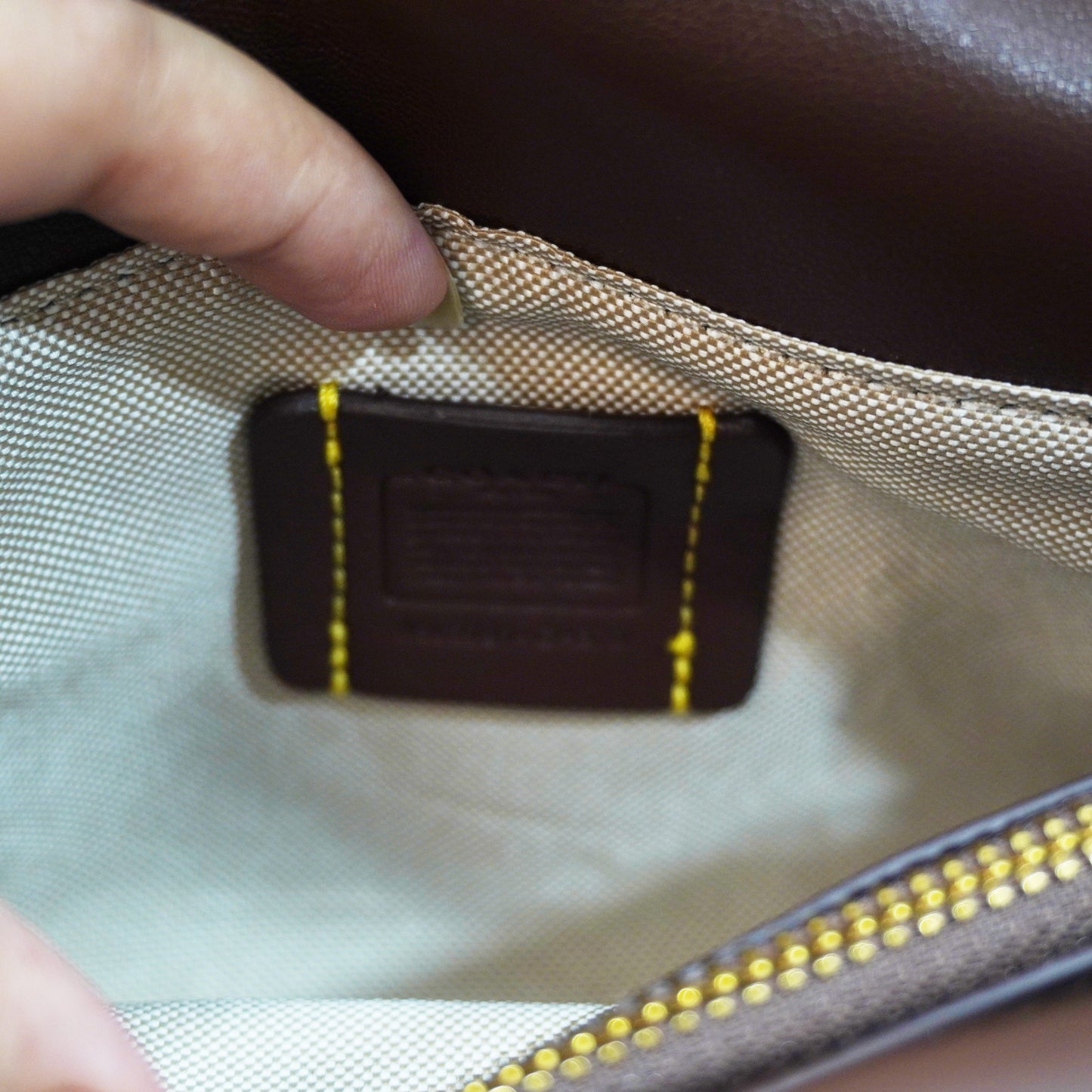 CH Tabby (26) - Quilted - Chocolate