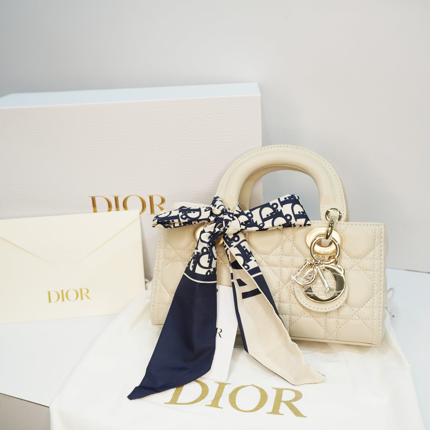 CD007 - Sling/Shoulder - Ivory Tone
