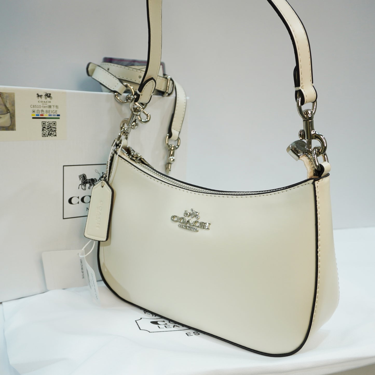 COCH Teri Sling/Shoulder - White