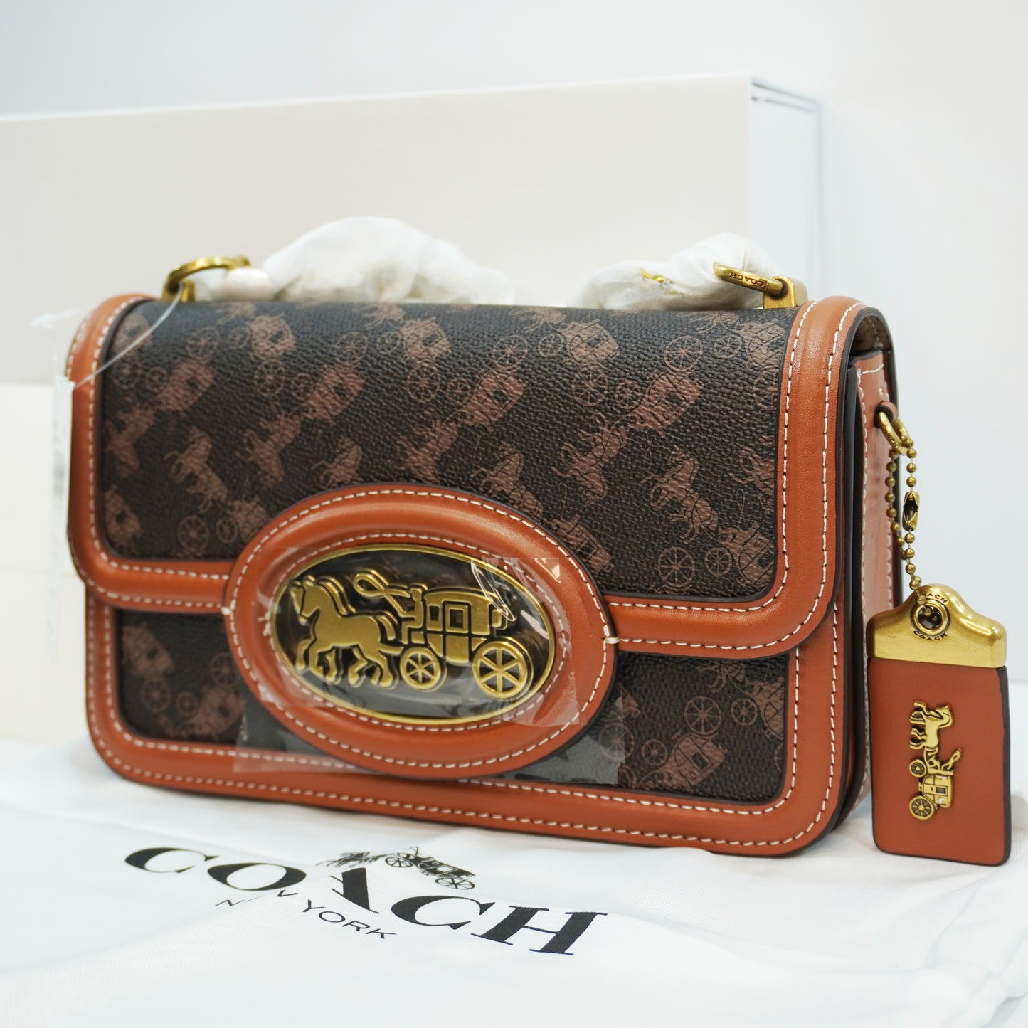 CH900 - Sling/ Shoulder - Black Signature Print