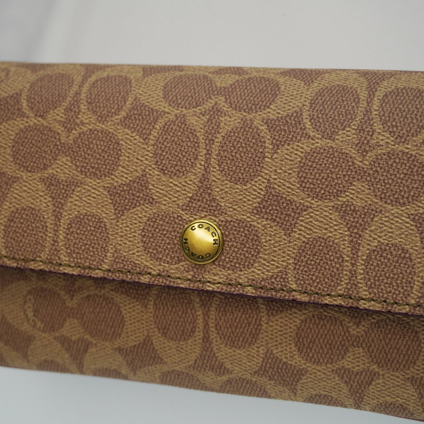 CH678 - Shoulder Clutch - Signature Colour