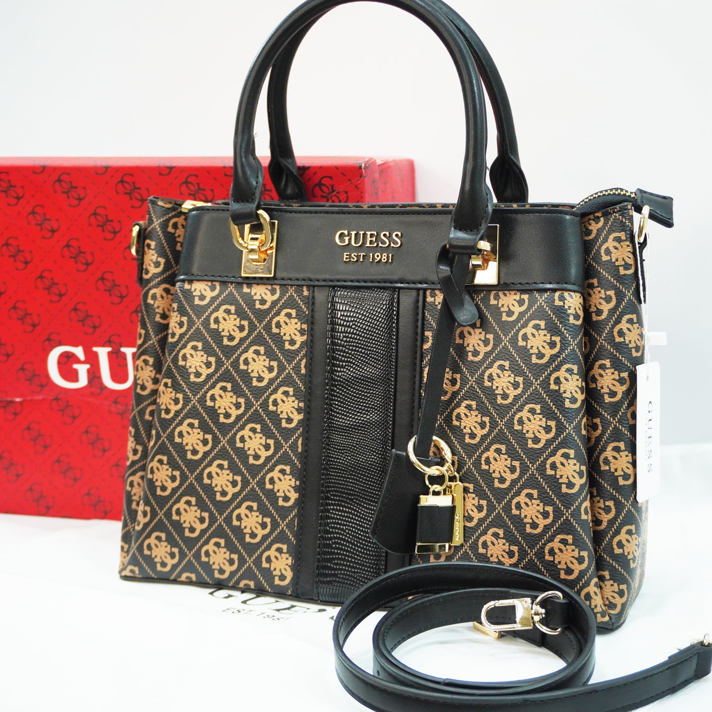 Ges225 - Medium Tote - Signature Print