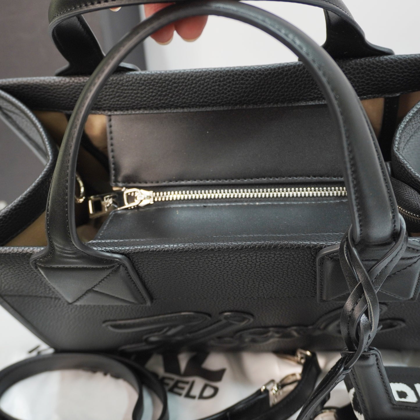 KL100 - Tote - Black
