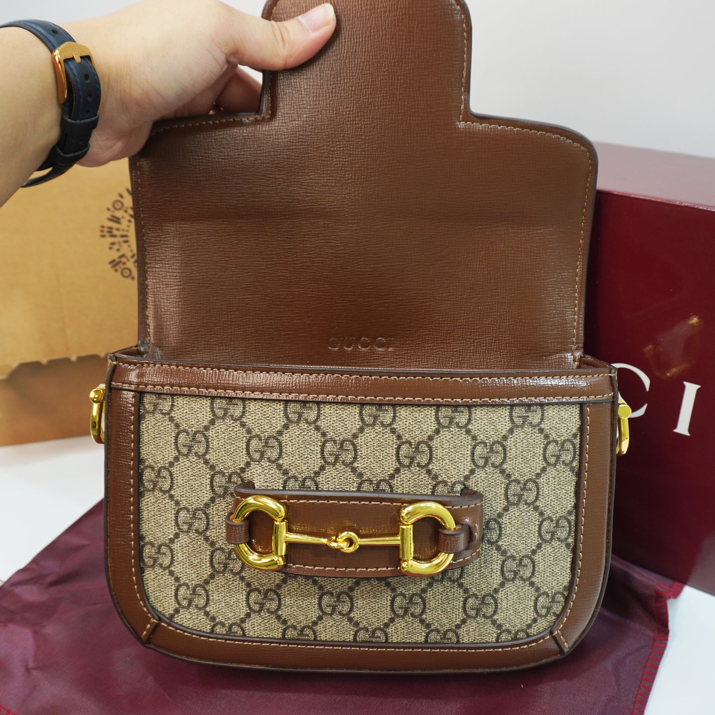 GG191 - Shoulder/Sling - Signature Print Ultra Premium Double Box