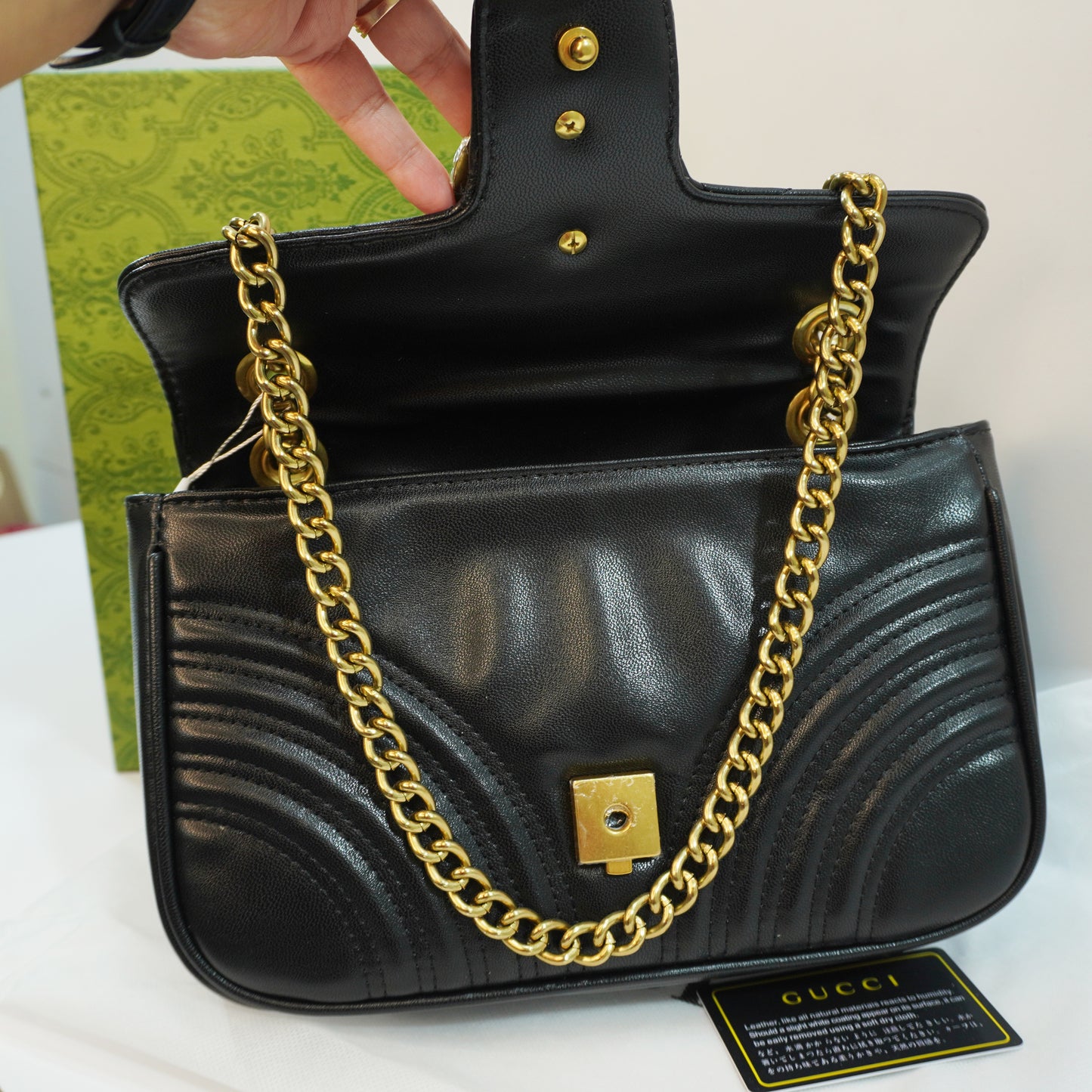 GG678 - Sling/Shoulder - Black