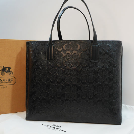 CH110 - Tote bag - Black Monogram