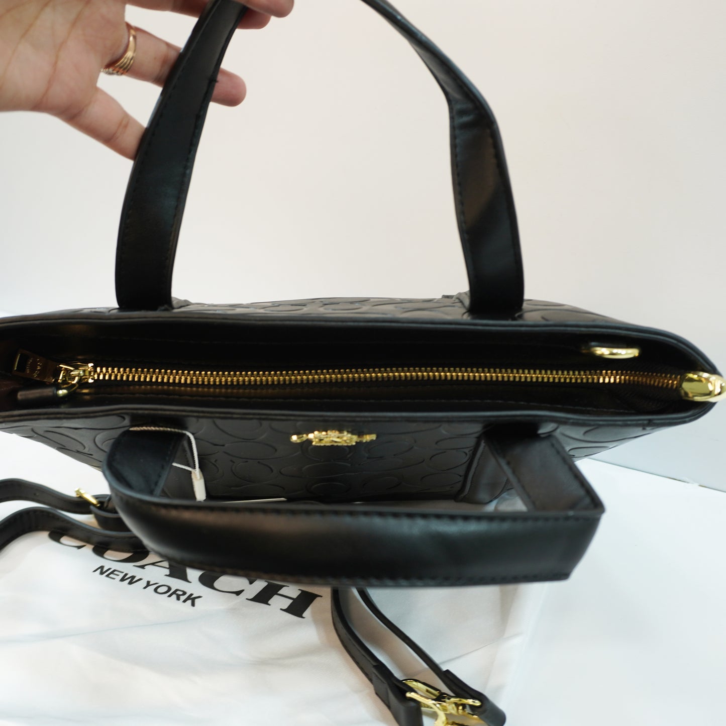 CH556 - Satchel/Sling - Black