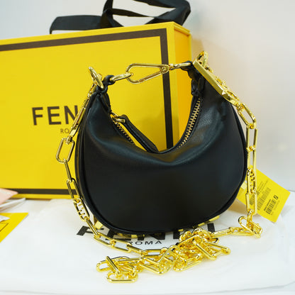 FND567 - Sling - Black