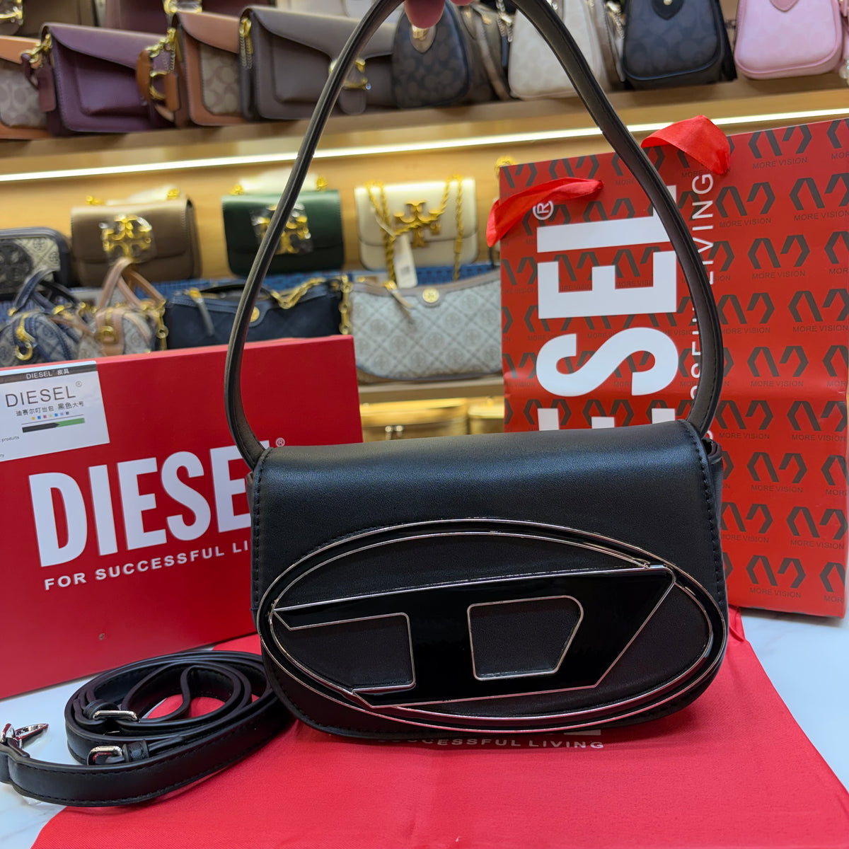 DSL 1DR Shoulder Bag - Black