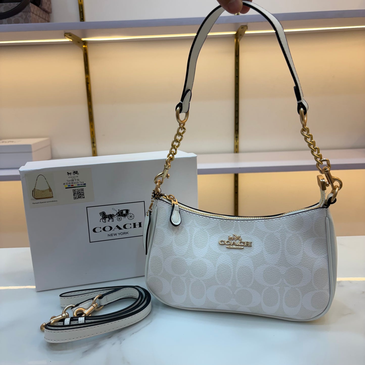 COCH TERI Sling/Shoulder Bag - White