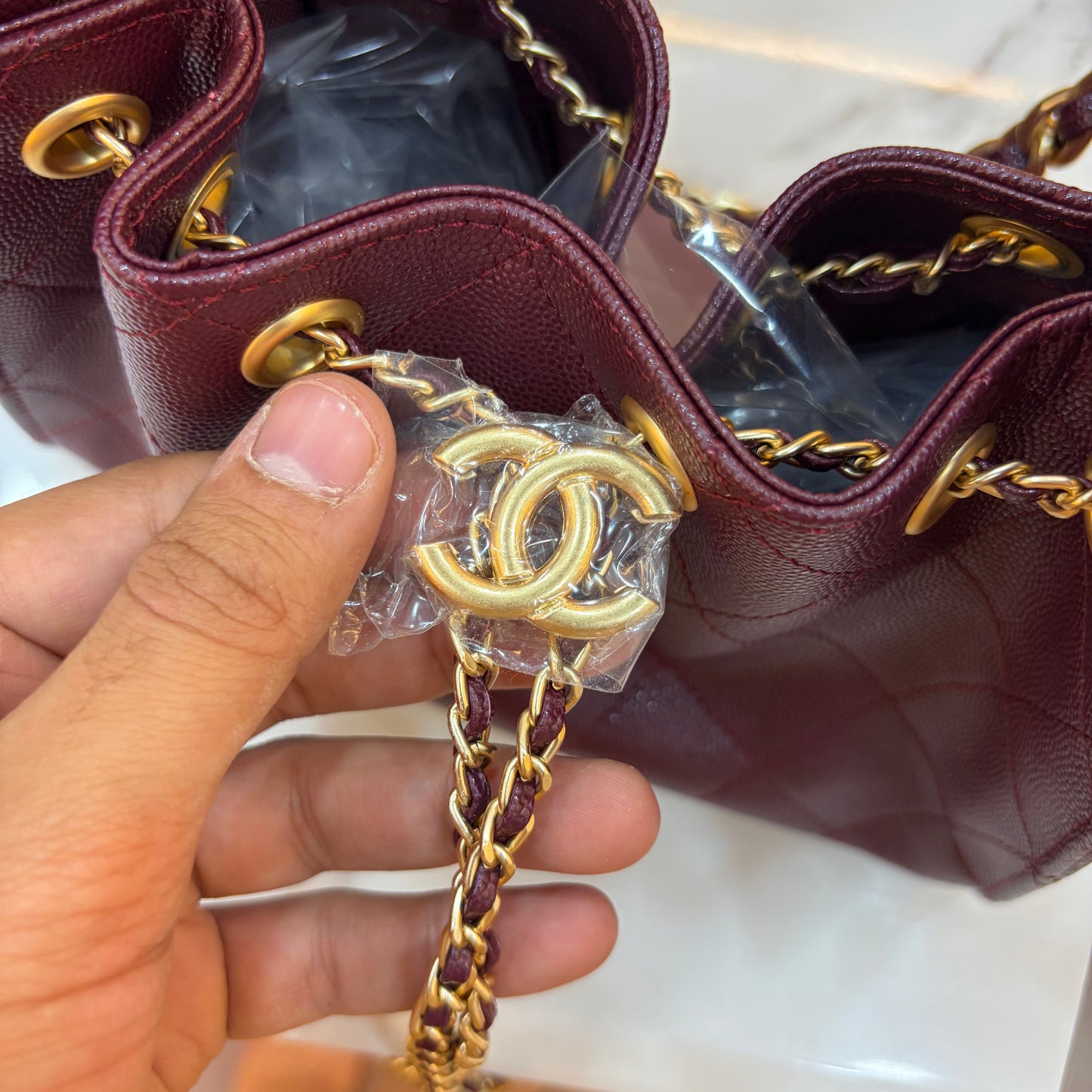 Chanel 25 Small Handbag - Wine