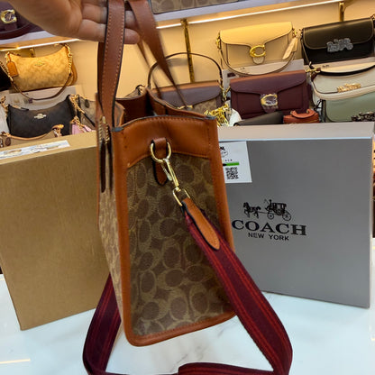 COCH Fields Crossbody/Shoulder Bag - Tan Signature