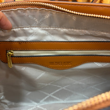 MK Gilly Large Drawstring Tote - Tan White