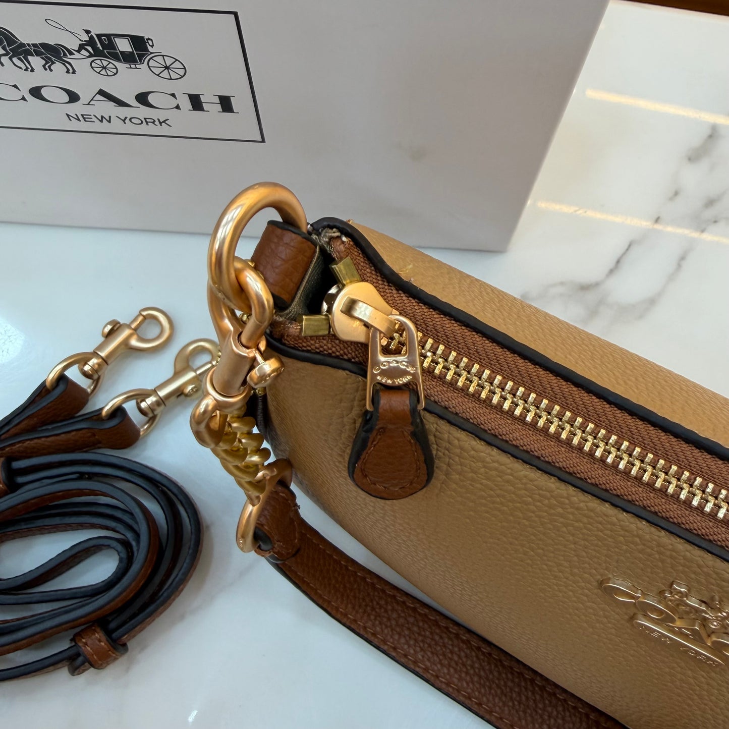 COCH TERI Sling/Shoulder Bag - Milk Tea