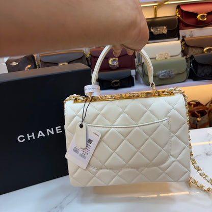 CHNL Flap Top Handle - White