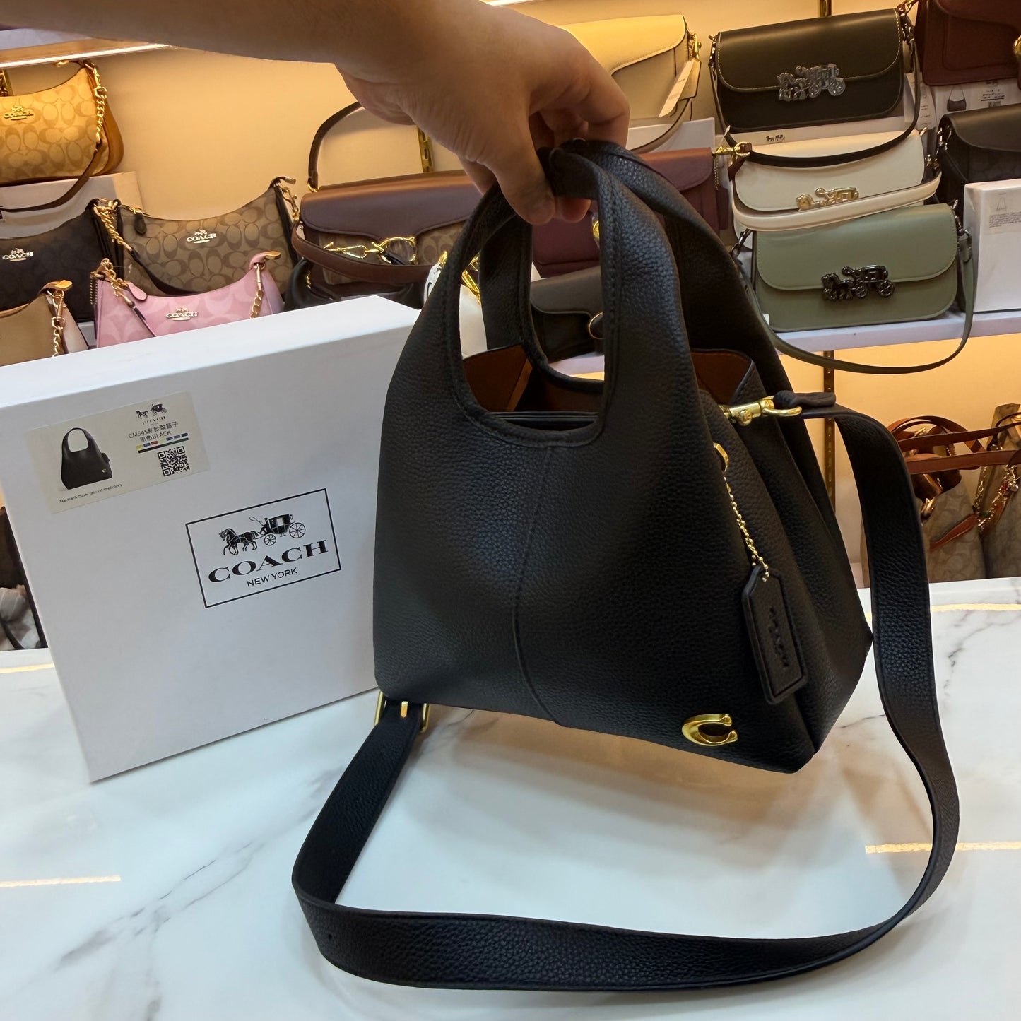 COCH LANA - Black