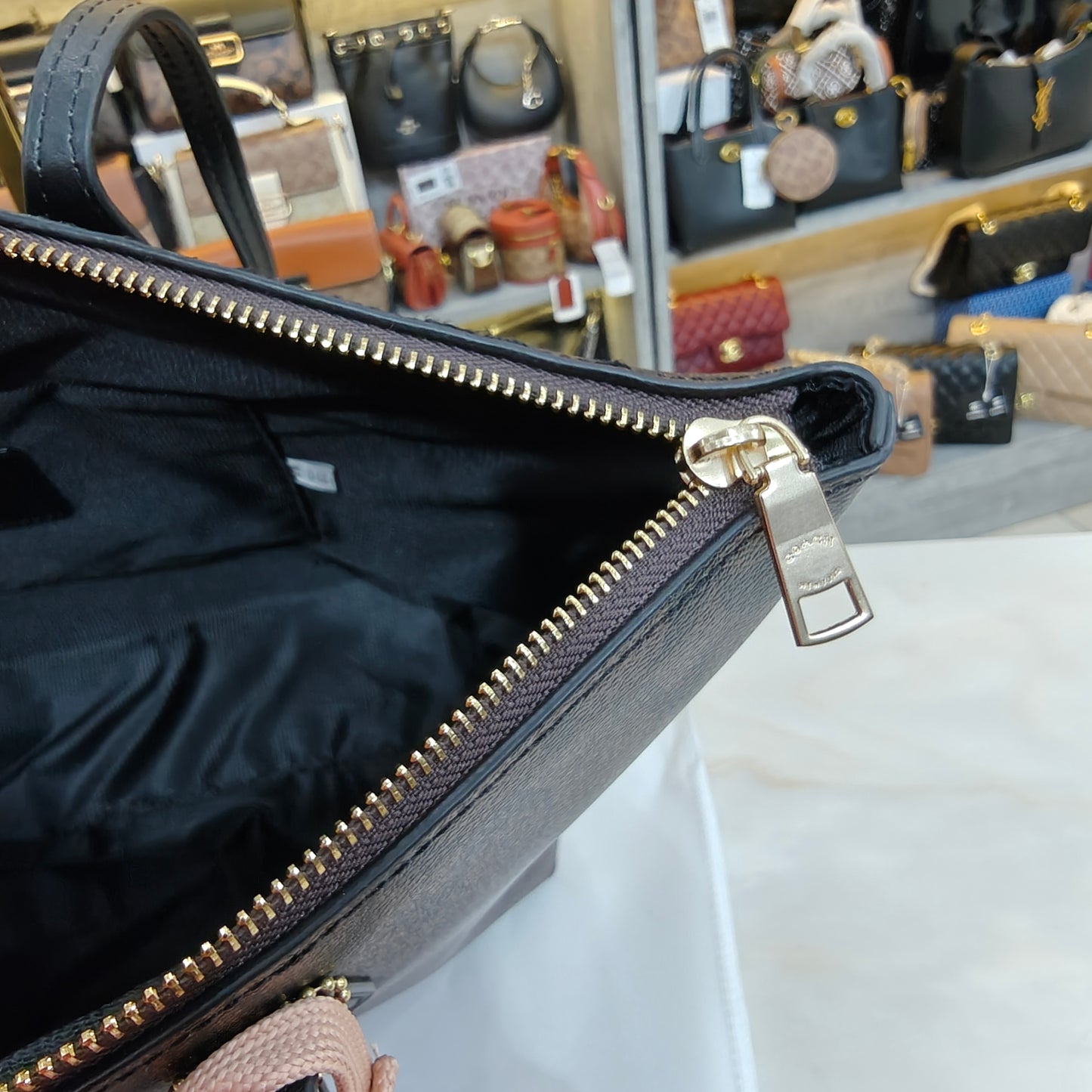 CH - Gallery Medium tote - Coffee