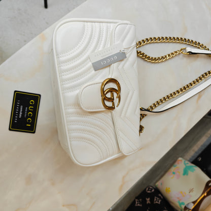 GG Marmont Medium Size (White)