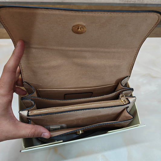 CH Klare - Beige Apricot (Double Box) (Ultra Premium)