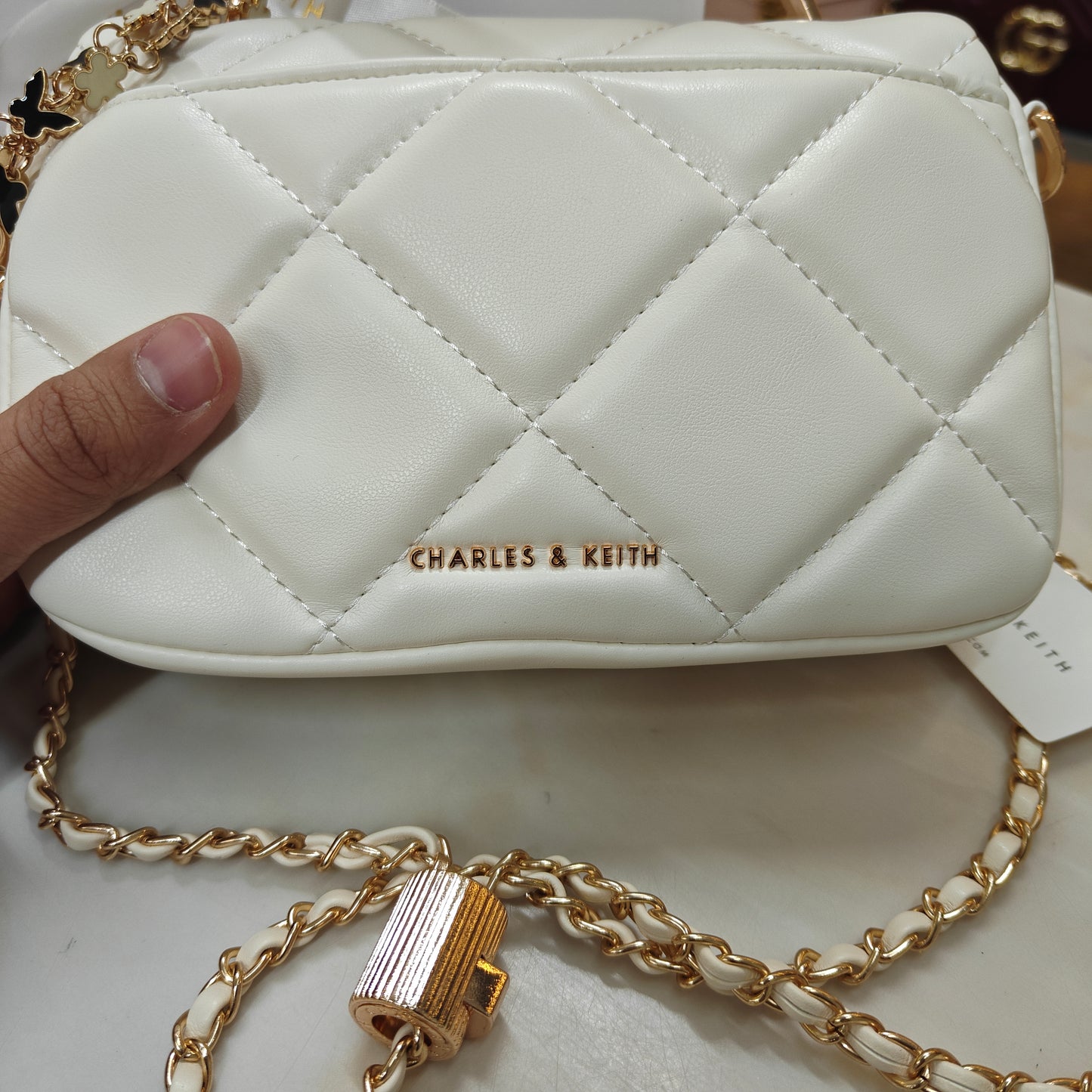 C&K16 - Sling/Shoulder - White (With Box)